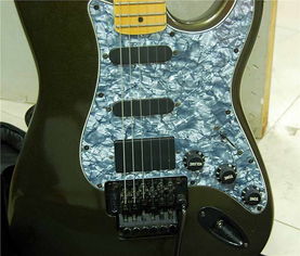 轉(zhuǎn)讓99新kramer vt211和握威豪華點(diǎn)吉他包