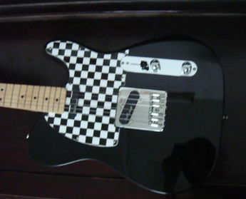 求秒 出售9.5新SQ TELE 小小DIY 全新WARWICK 超級(jí)附加系列吉他包 也適合裝大肚琴