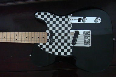 求秒 出售9.5新SQ TELE 小小DIY 全新WARWICK 超級(jí)附加系列吉他包 也適合裝大肚琴