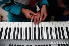 我把艾滋孤兒接回家